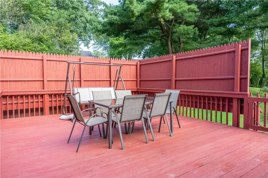 155 Thorndale Dr, Beaver Falls, PA 15010 - #3