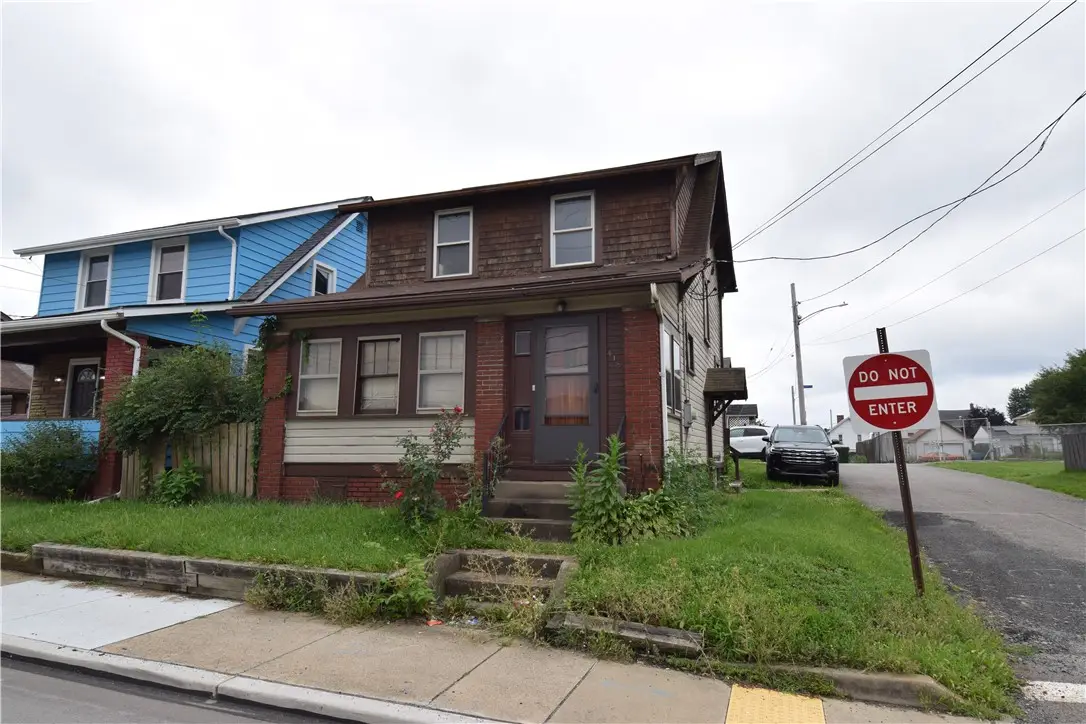 418 Virginia Ave, Rochester, PA 15074 - #1