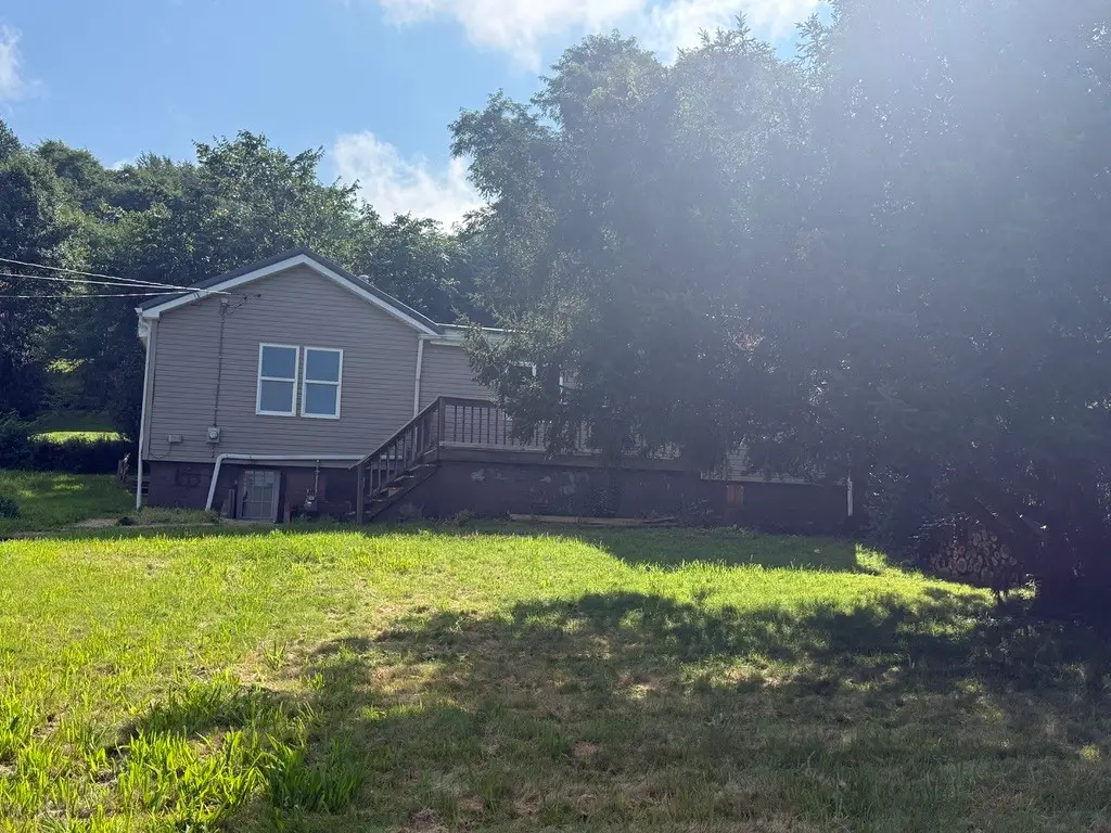 1618 Beaver Rd, Ambridge, PA 15003 - #1