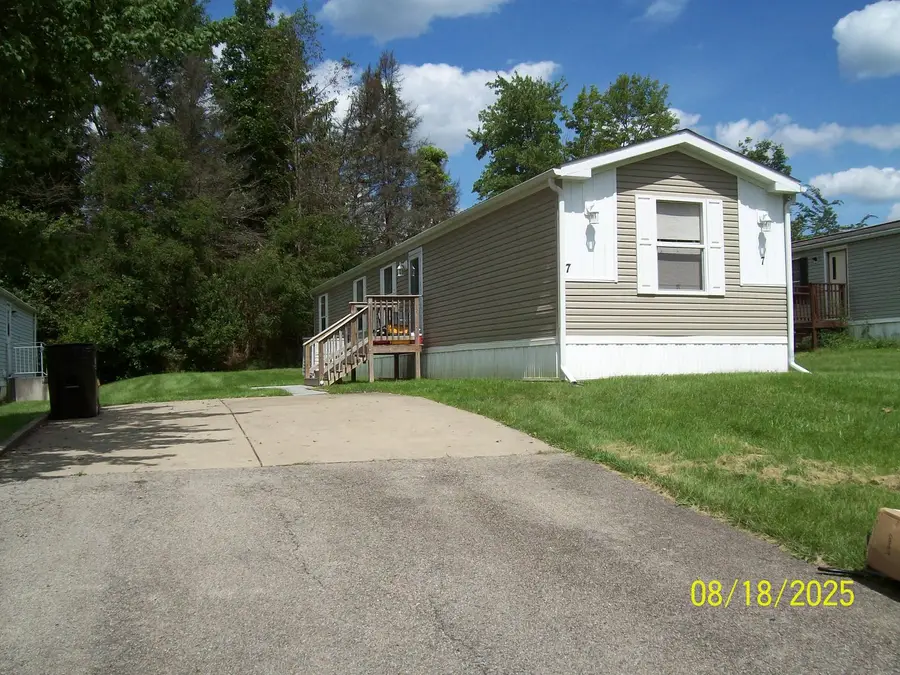 7 Hemlock Drive, Beaver Falls, PA 15010 - #2