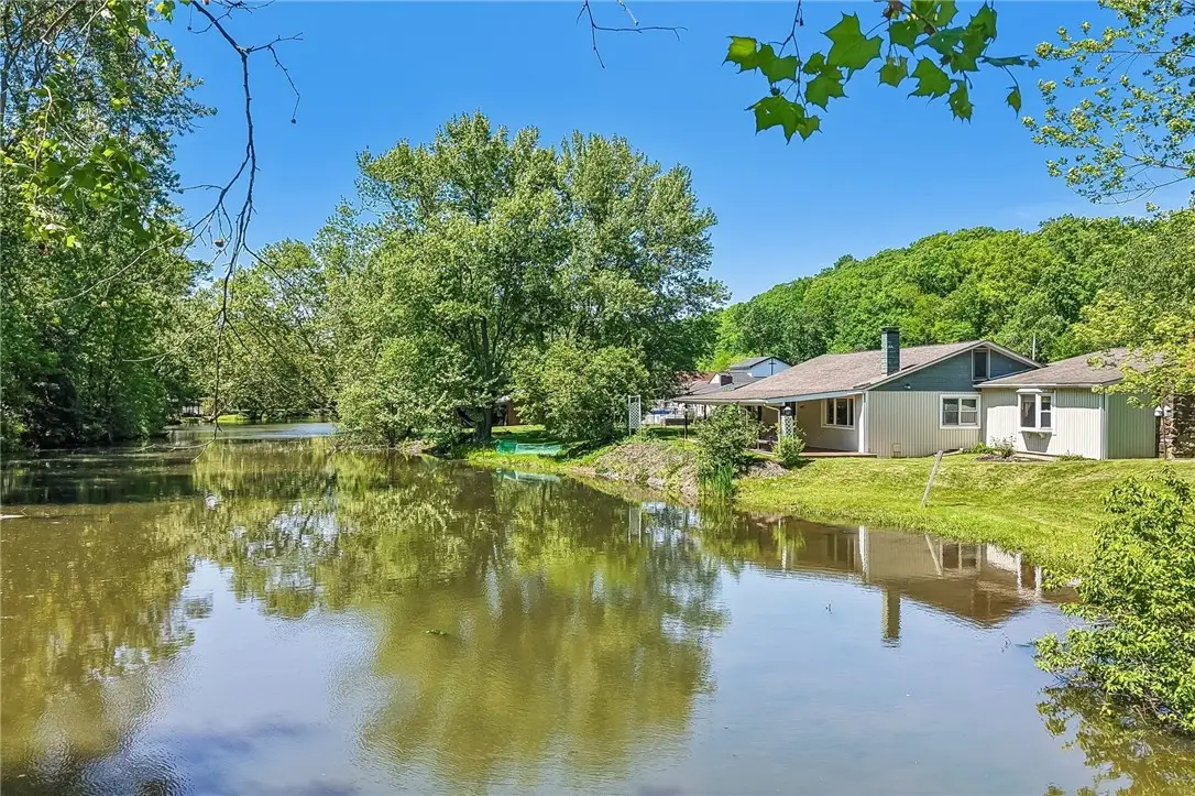 120 Lakeview, Fombell, PA 16123 - #1