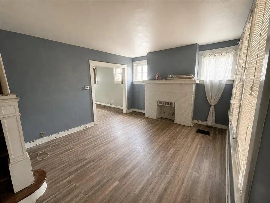101 Oakland Ct, Pittsburgh, PA 15213 - #2