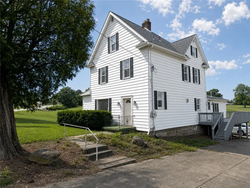 180 Freeport Rd, Butler, PA 16002 - #1