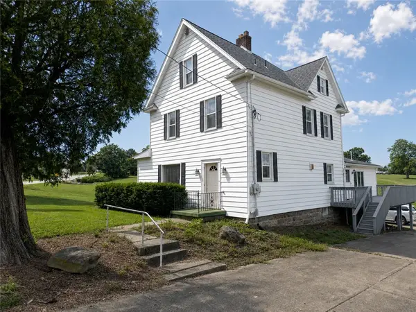 180 Freeport Rd, Butler, PA 16002