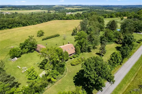203 Wotring Rd, Washington, PA 15301