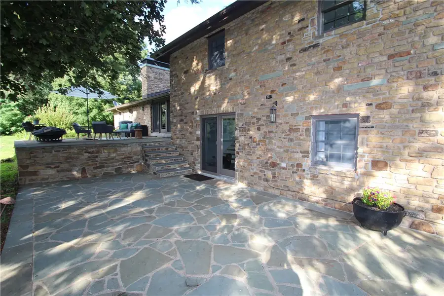 314 Redcut Lodge Rd, Latrobe, PA 15650 - #3