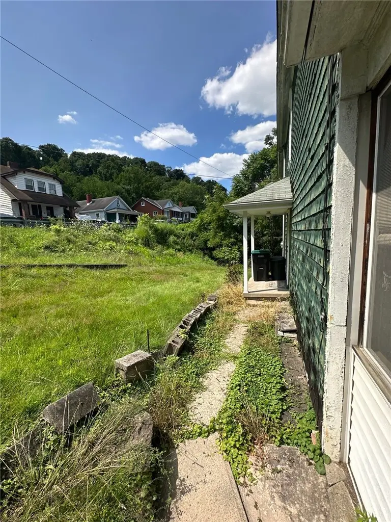 156 Dewey St, Pittsburgh, PA 15223 - #3