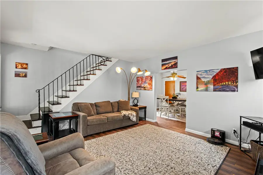 342 Valley Street, Robinson, PA 15057 - #3