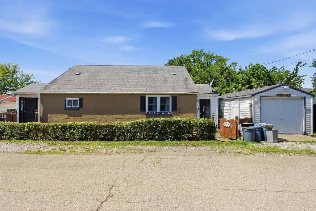 350 Mcgovern Ave, Washington, PA 15301 - #1
