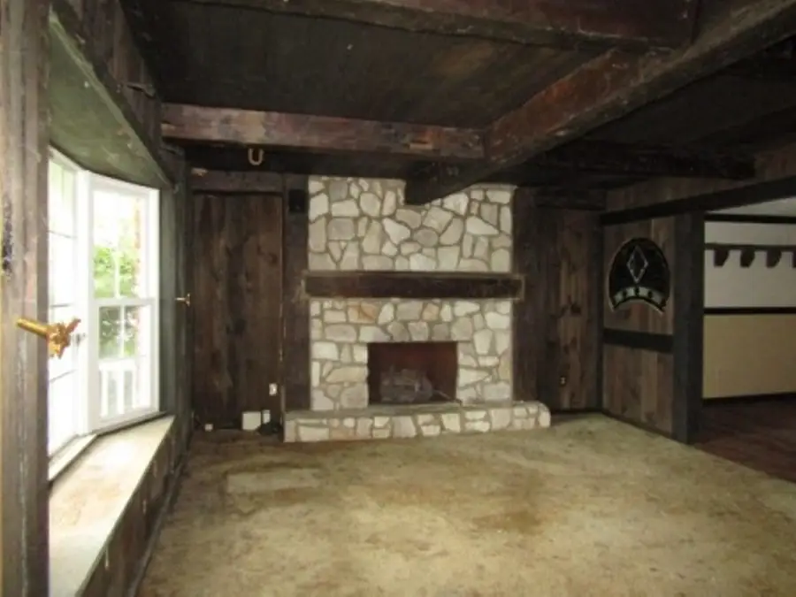 123 Olancha Ave, Pittsburgh, PA 15227 - #3