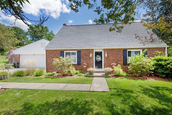 3127 Chestnut St, Murrysville, PA 15668