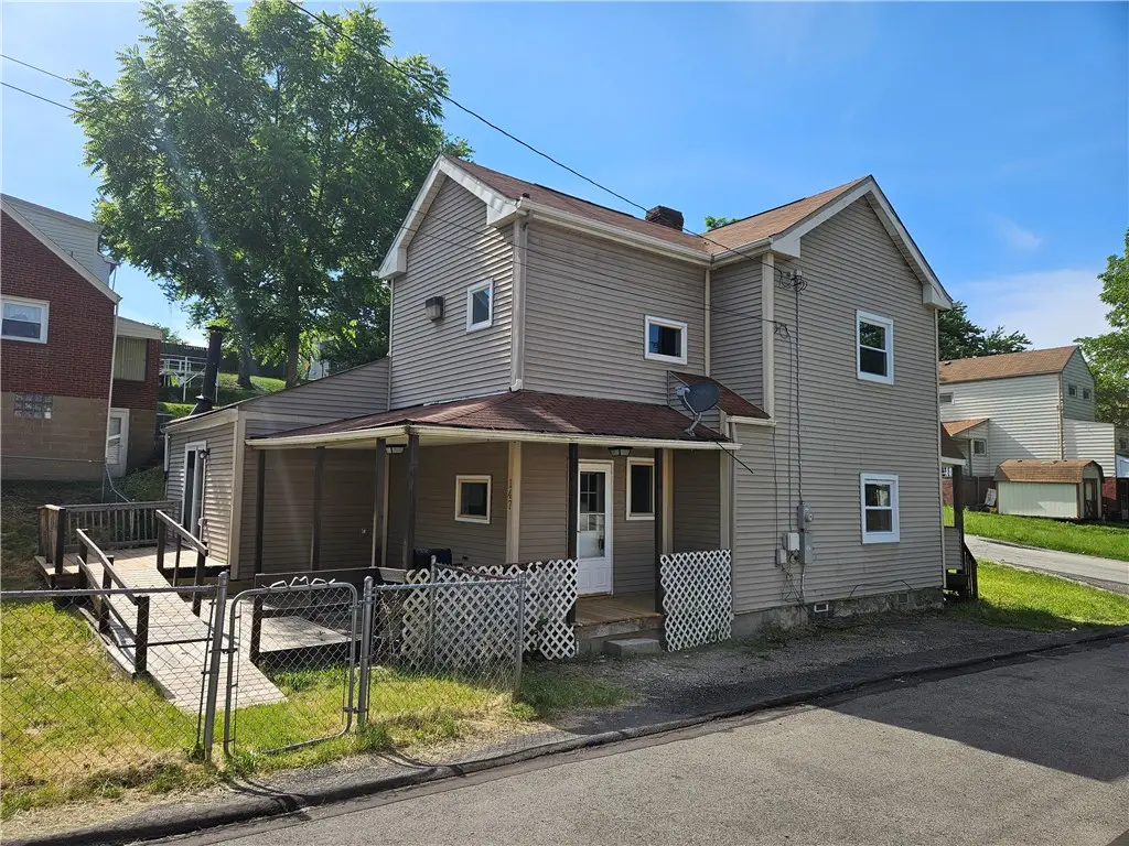 147 Lea St, Homestead, PA 15120 - #1
