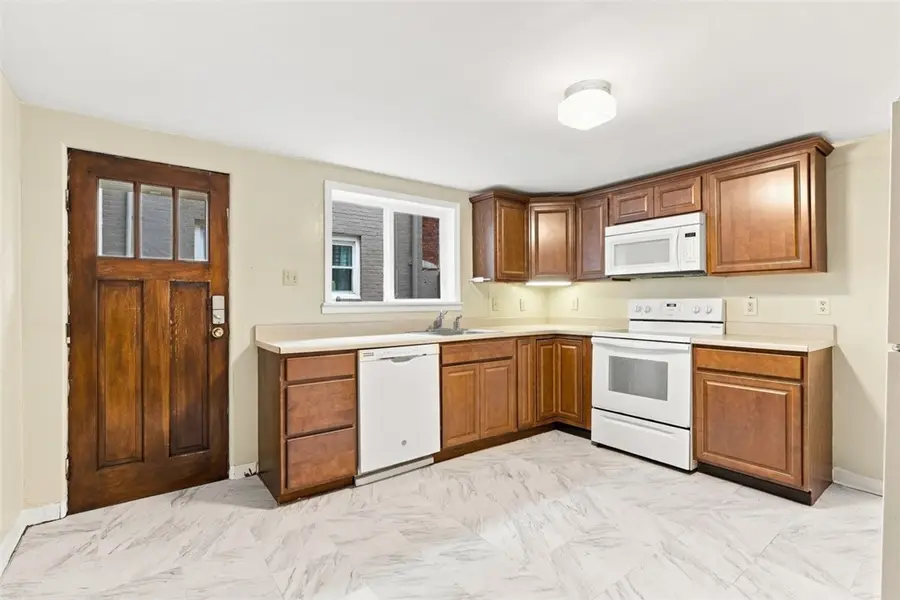 1710 Sidney St, Pittsburgh, PA 15203 - #2