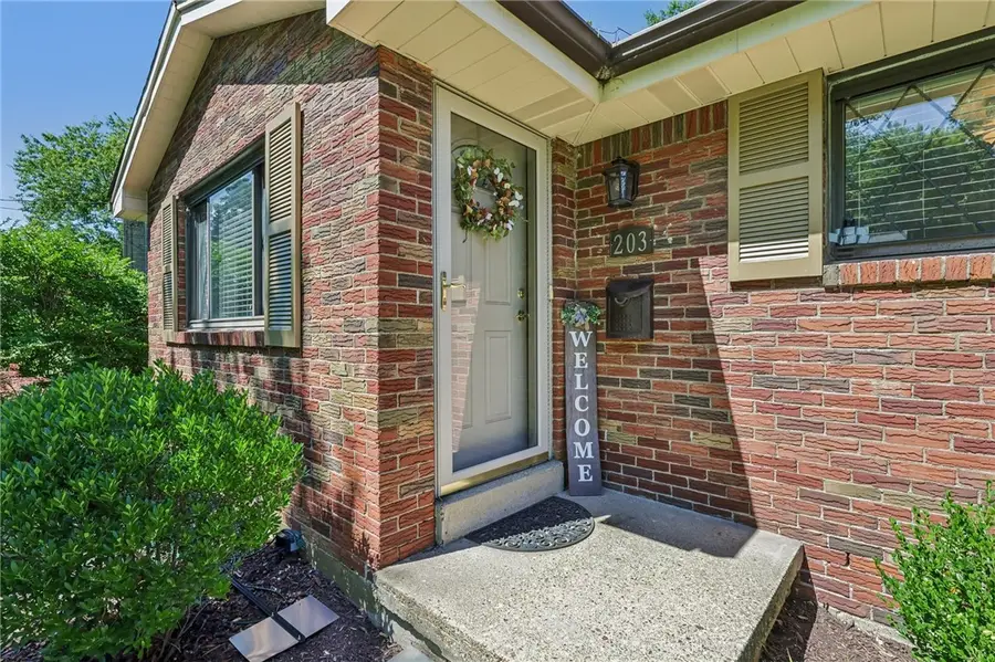 203 Graeser Ave, Bethel Park, PA 15102 - #2