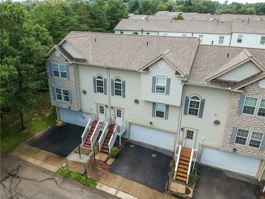 304 Pine Valley Dr, Imperial, PA 15126 - #2