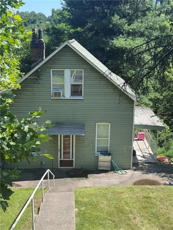 1523 Ridge Ave, Braddock, PA 15104