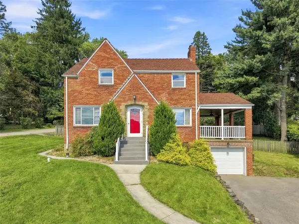 201 Broughton Rd, Bethel Park, PA 15102