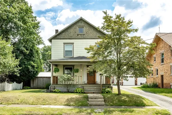 516 Stewart Ave, Grove City, PA 16127