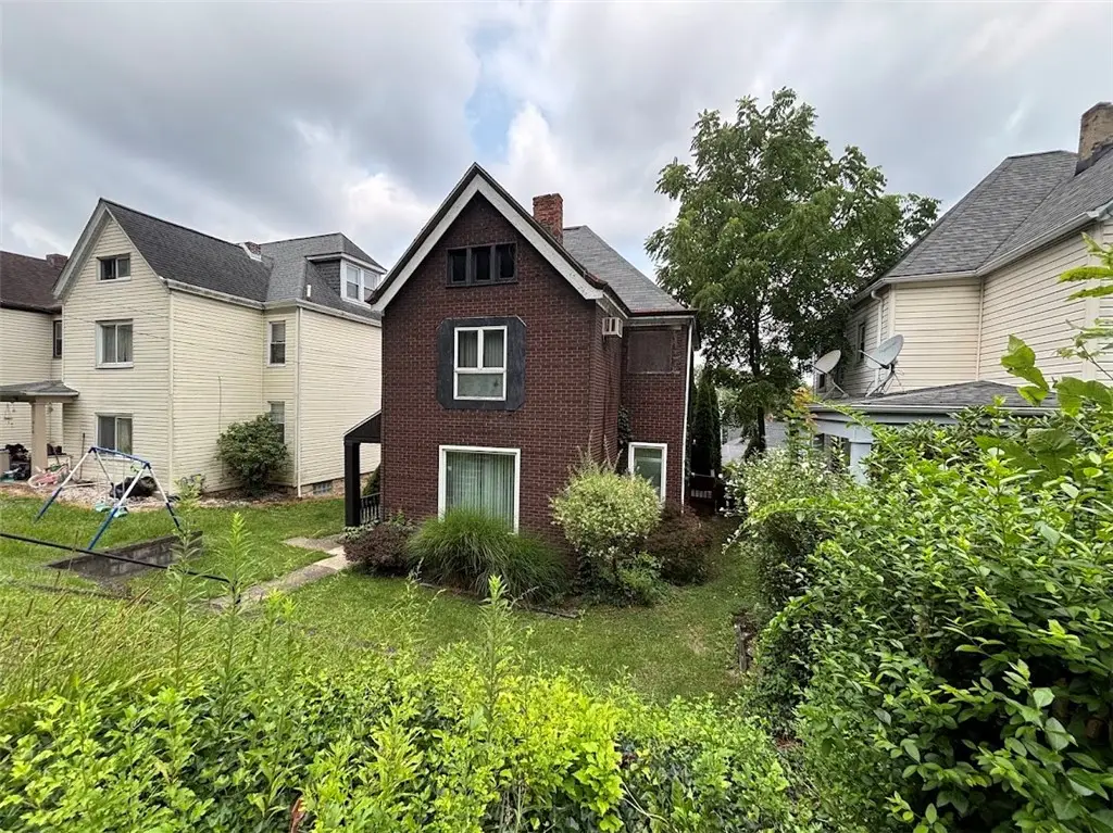 312 Welsh Ave, Wilmerding, PA 15148 - #1