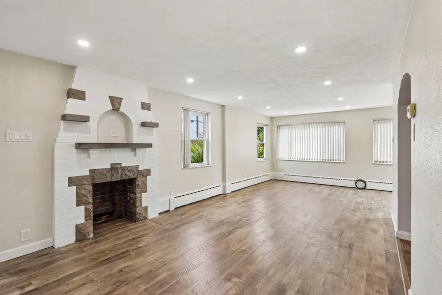 4413 E Brightview Avenue, Pittsburgh, PA 15227 - #3
