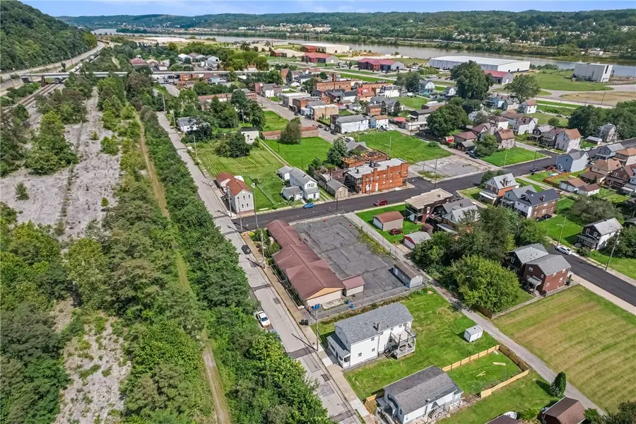 414 Erie Ave, Aliquippa, PA 15001 - #3