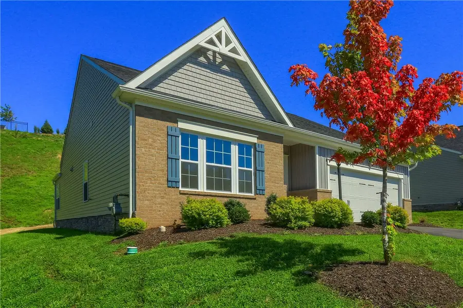 107 Deana Dr, Robinson, PA 15136 - #2