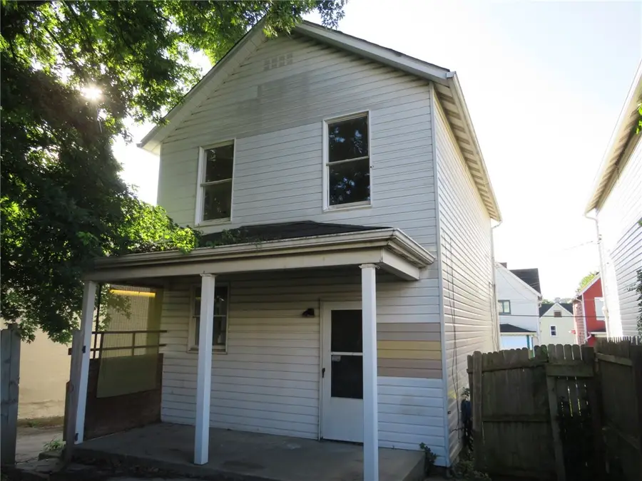 861 8th Ave, Brackenridge, PA 15014 - #3