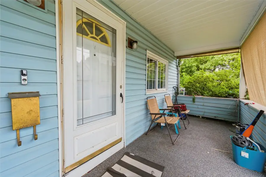 715 Kimball Ave, New Kensington, PA 15068 - #2