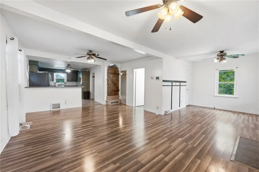 715 Kimball Ave, New Kensington, PA 15068 - #3