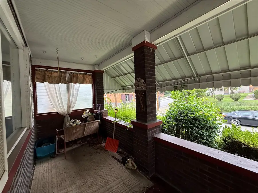 1330 Sylvan St, Homestead, PA 15120 - #2