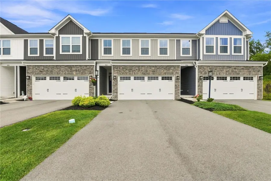 9004 Wellington Ct, Jeannette, PA 15644 - #2