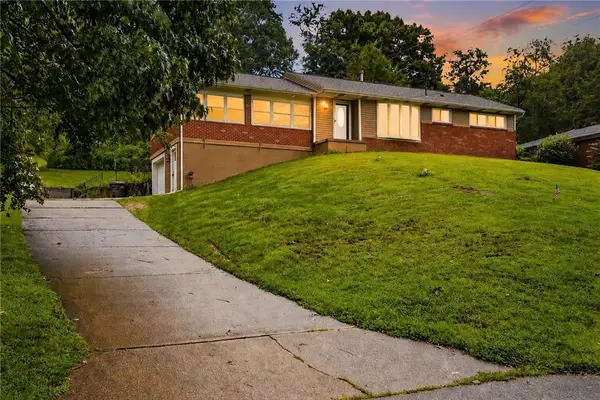 130 Mcguire St, New Brighton, PA 15066