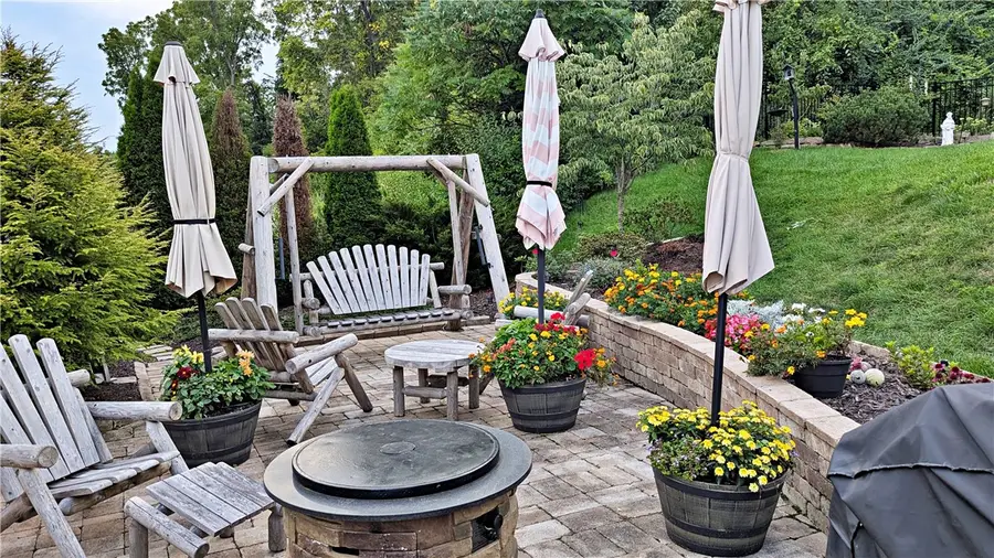 304 Ranchero Drive, Moon, PA 15108 - #2