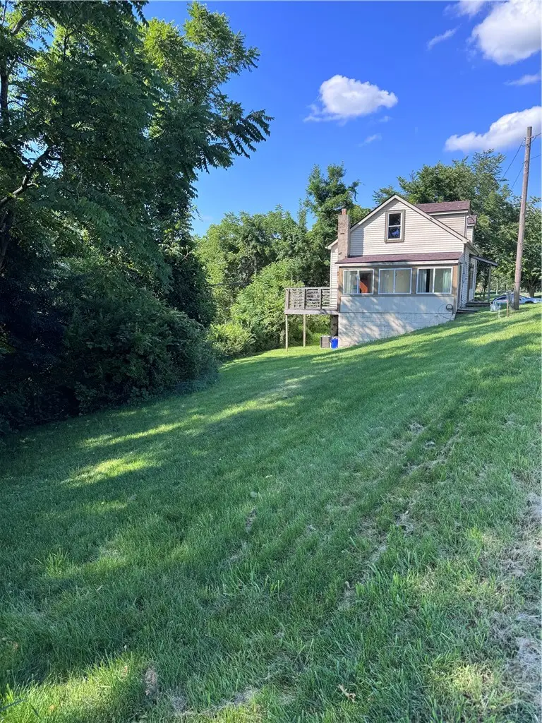 84 Beagle Club Rd, Washington, PA 15301 - #2