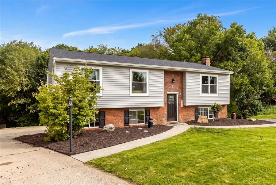 331 Rolling Hills Rd, Freedom, PA 15042 - #2