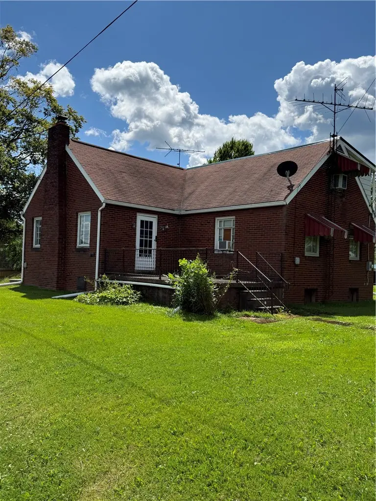 1510 Mercer Grove City Rd, Mercer, PA 16137 - #1
