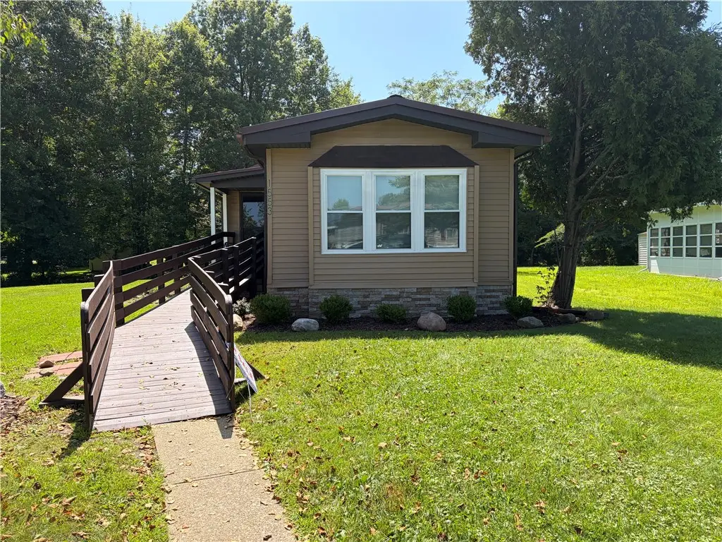 1553 Lee Lane, Grove City, PA 16127 - #1