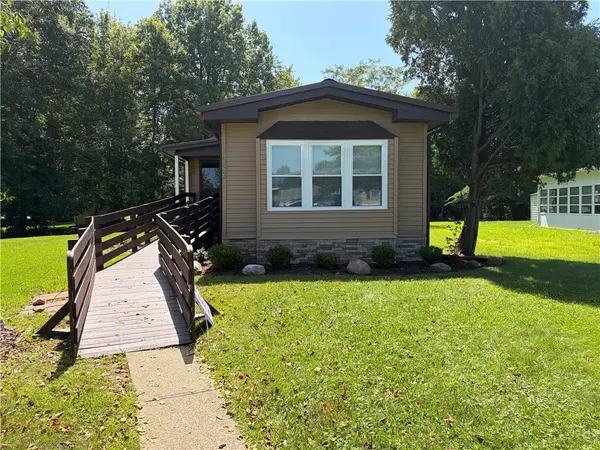1553 Lee Lane, Grove City, PA 16127