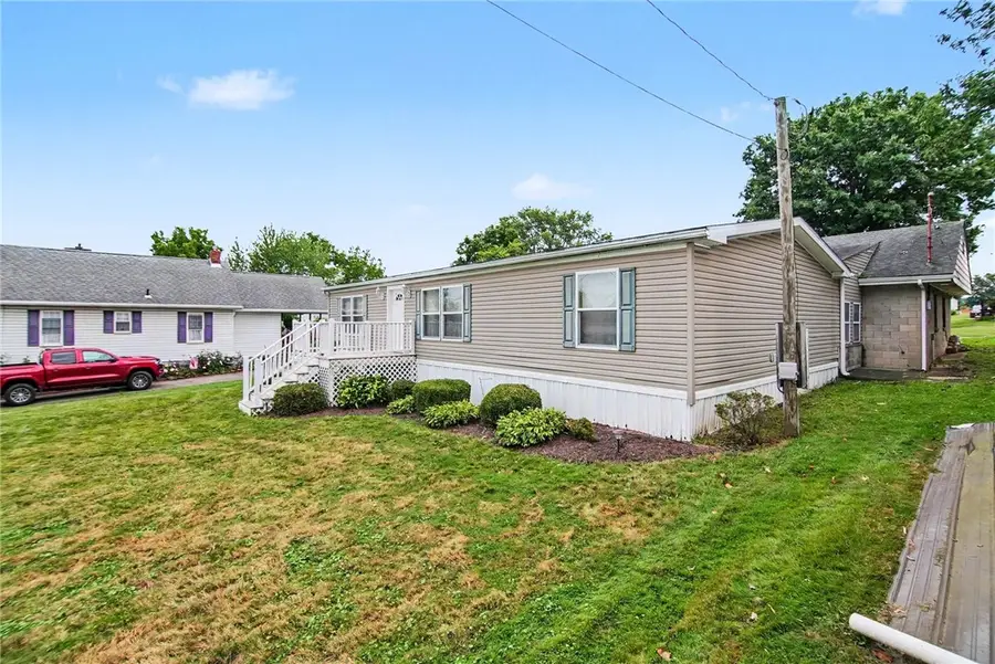 433 Hansen Ave, Ellwood City, PA 16117 - #3