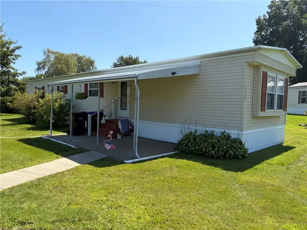 1561 Lee Lane, Grove City, PA 16127