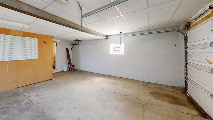 742 Lemington St, Greensburg, PA 15601 - #2