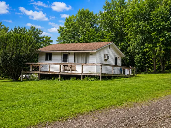 36024 Maple Drive, Canadohta Lake, PA 16438