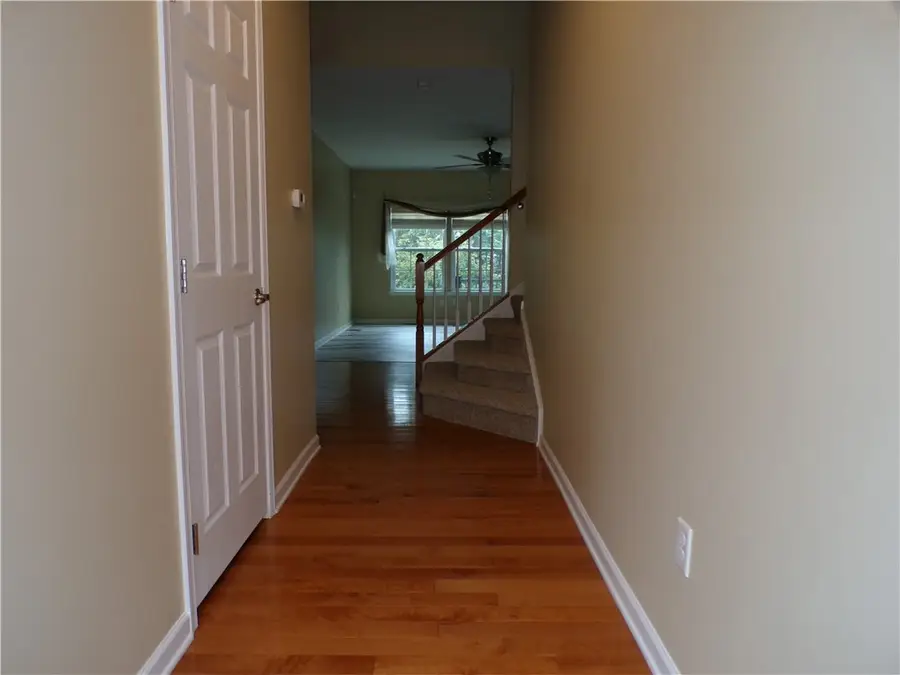 301 Maple Ridge Dr, Canonsburg, PA 15317 - #2
