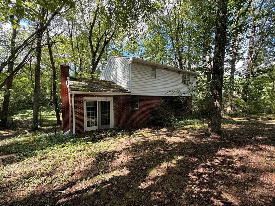 342 Overbrook Rd, Valencia, PA 16059 - #2