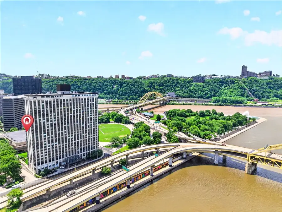 320 Fort Duquesne Blvd #12L, Pittsburgh, PA 15222 - #3