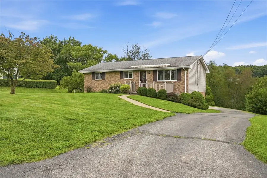 320 Overlook Dr, Beaver Falls, PA 15010 - #2