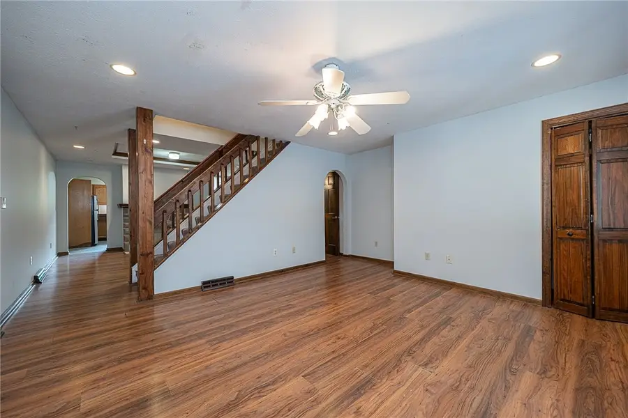 324 Linden Avenue, Pittsburgh, PA 15215 - #2