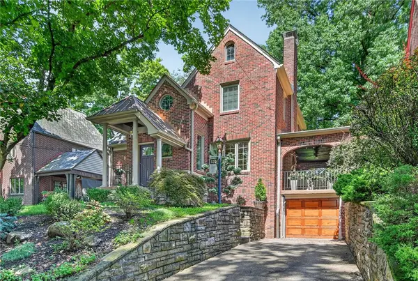 120 Vernon Drive, Pittsburgh, PA 15228