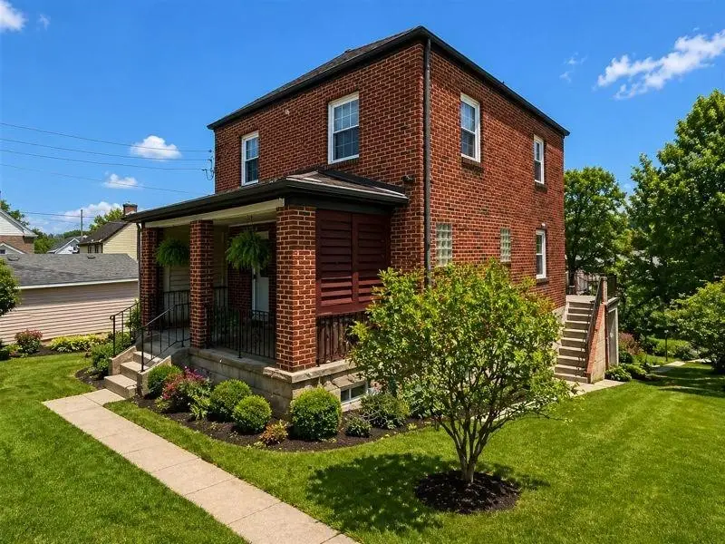 409 Mendelssohn Ave, Clairton, PA 15025 - #3