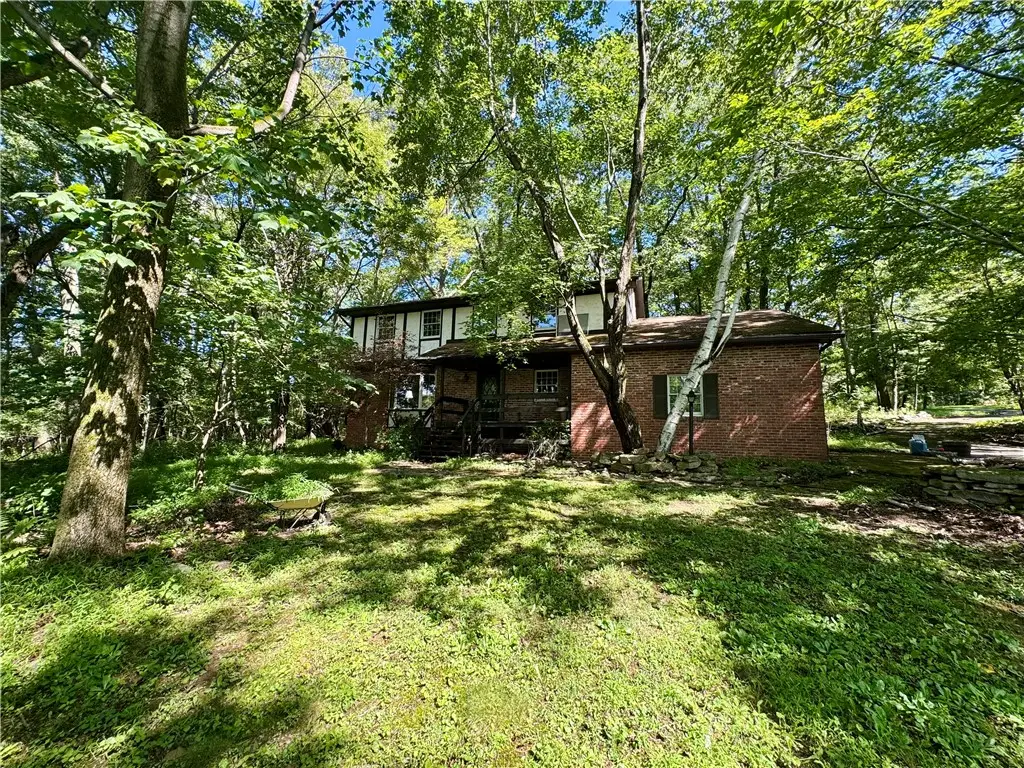 901 Stratford Rd, Ligonier, PA 15658 - #1